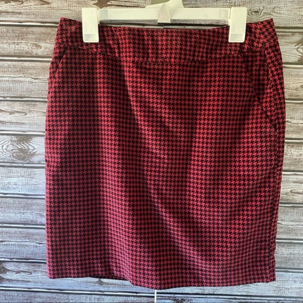 LL Bean Women's Favorite Fit Velvet Houndstooth Pencil Skirt Size 8 Petite